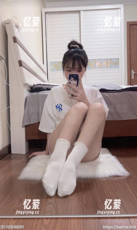 Bangni邦尼的女友合集：她们好像总是满脸戏谑！