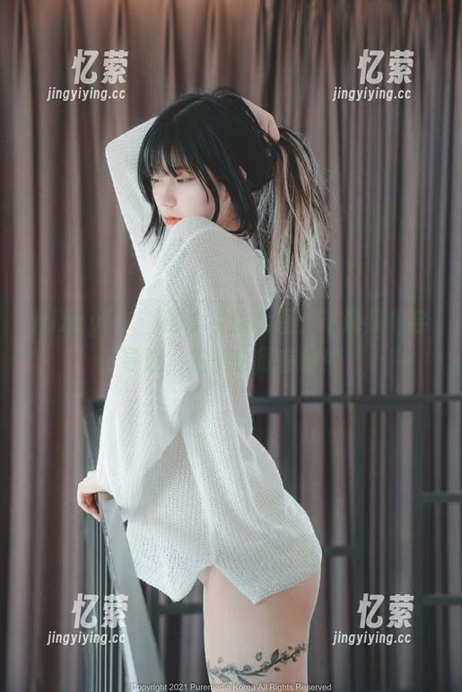 Hizzy(히지)的水手服套图：谁说我只会导航，拍照也很在行！