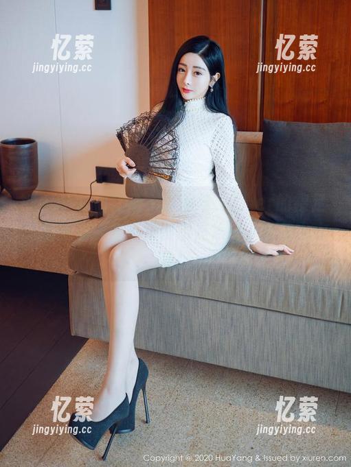 HuaYang花漾-玥儿玥er HuaYang花漾 - 套图与玥儿玥er的裸足,居然让人分不清资源是焦点,还是人本身!