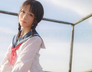 原图直逼，Tomoyo酱的碧蓝航线－黛朵，真…这舰娘有点意思。