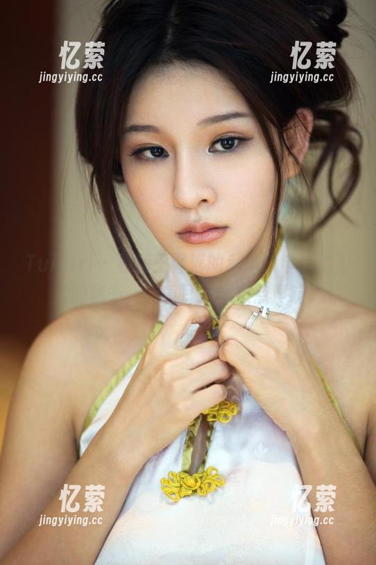 TuiGirl-王馨瑶 TuiGirl - 看到王馨瑶的私拍,申请成为她的秘书,听着耳边那点点声响。