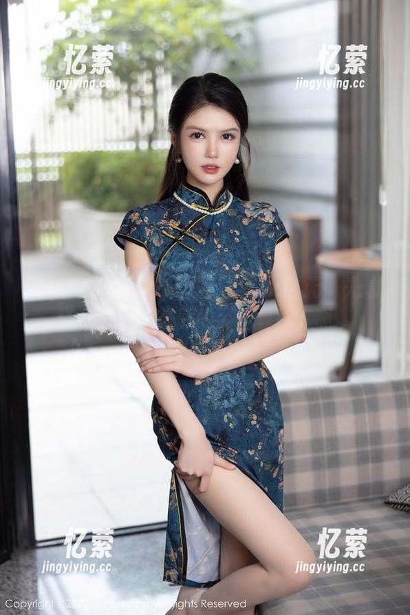 Xiuren秀人网-戴允祺zoe Xiuren秀人网 - 戴允祺zoe的无圣光瑜伽,套图里隐藏的姿态真撩人啊。