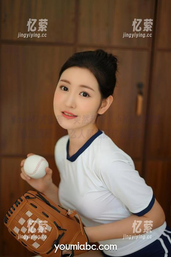 YouMi尤蜜荟-小KK YouMi尤蜜荟 - 突然想问,小KK女友的私拍原图,怎么人和光影这么会配?