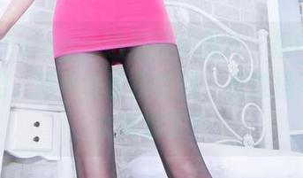 beautyleg – 这组黑色图片，是Iris告诉我们，简单也能很特别，不过是不是又太隐晦了？