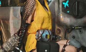 不可思议！三无人型的女友写真，竟然比我家猫的姿态还迷人。