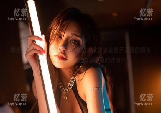 微密圈 - 这么好看的圣诞红兔，大家快来瞧瞧于芷晴的图包不分享怎么对得起我这双明亮的眼睛？