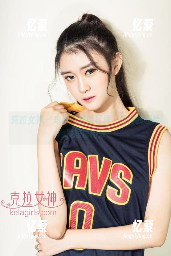 克拉女神 - 宋黛的温柔写真，拍得我想给她发短信问好！