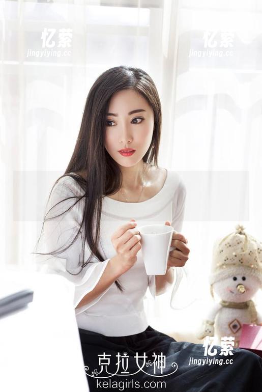克拉女神 - 看小鹿怎么把裤里丝玩出新花样，作品集原图一览无余。