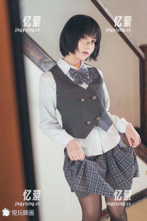 兔玩映画合集：少女的密语更新，难道她们在聊猫咪的缺点？
