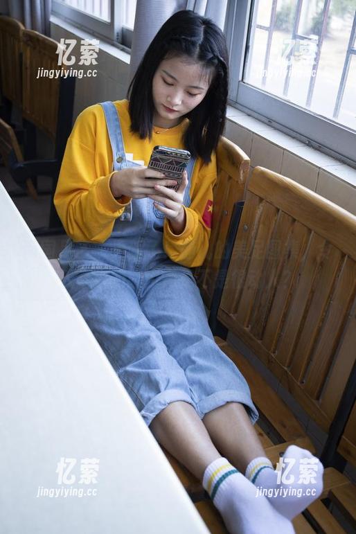 南国足艺 - 更新了！静儿的美足图集，令人窒息的脚步声是不是很动人？