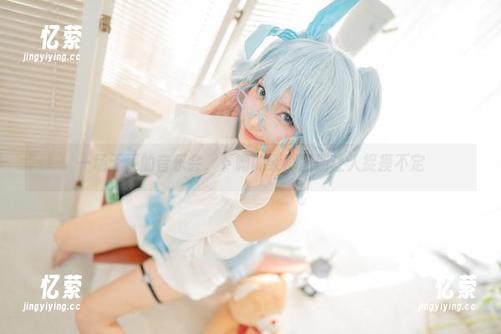 一场无声的音乐会，卜呦的柴郡图册让人捉摸不定
