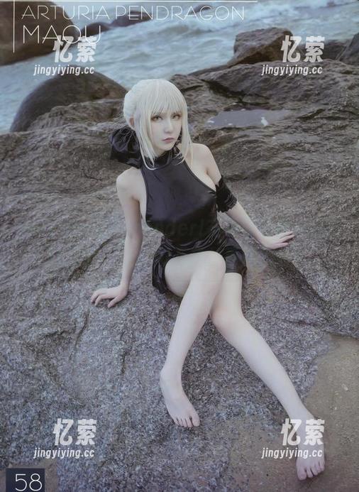 volvióasorprender!在下萝莉控ii的黑贞写真，让300万粉丝再次膜拜！