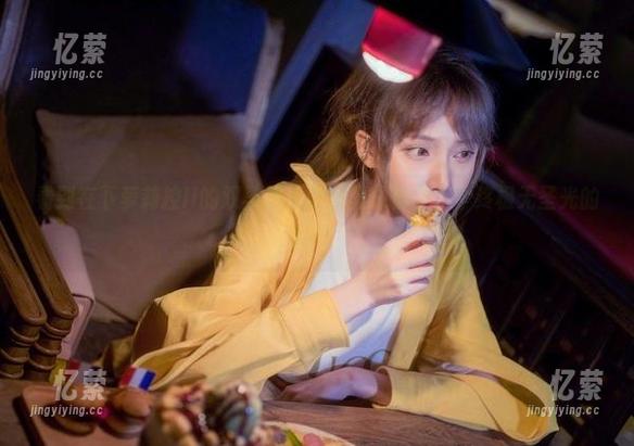 看到在下萝莉控ii的双马尾，脑袋里仿佛开了个终极无圣光的展览。