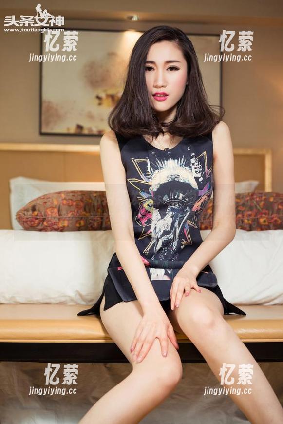 头条女神-信悦儿 头条女神 - 私拍新发现:信悦儿教你如何把“温柔”穿在身上,而不是藏得太深。
