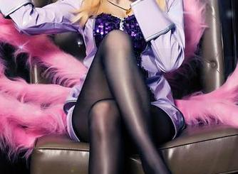 头条女神 – 这里有易阳的足球宝贝合集，满足你的另一种观球体验！