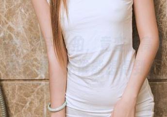 头条女神 – 随手一拍，竟变成高清罗蔓蒂的日常，这谁能想得到？