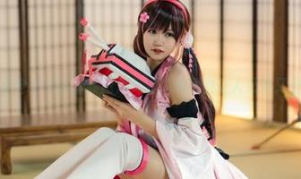 小仓千代w最新图库，油亮的感觉让人又爱又恨