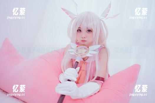 小野妹子w的旅拍写真，配上我的懒散捂脸，完美契合！
