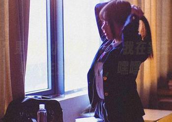 美图？更像是小野妹子w“我在家无所事事”生活的一瞥，嘿嘿。