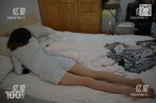 异思趣向 - 来，小羽带你走进街拍圣地，边逛边给网盘里的惊人作品加价！