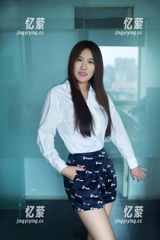 推女郎-夏婉婉 推女郎 - 精致透明:夏婉婉的美图,让你重温那份幽幽暖意。