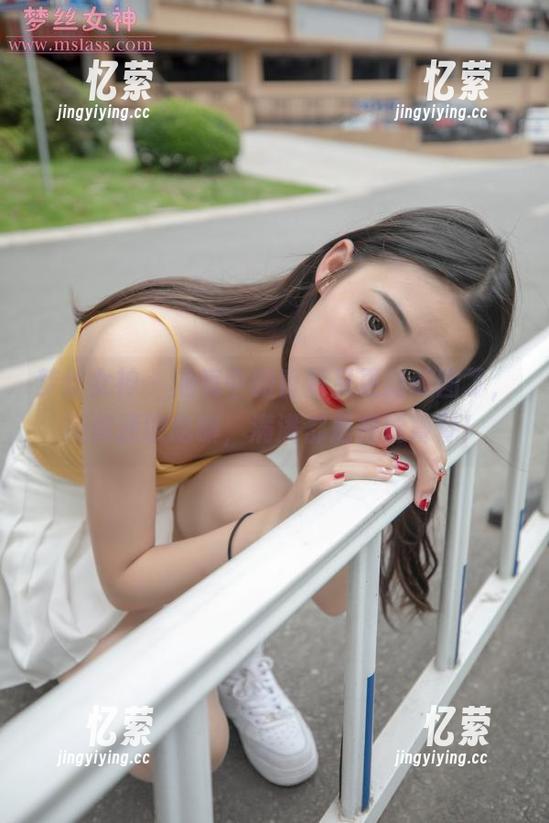 梦丝女神-香萱 梦丝女神 - 油亮中的香萱又更新美图了,问你还敢吃嘛,满满都是视觉饕餮!