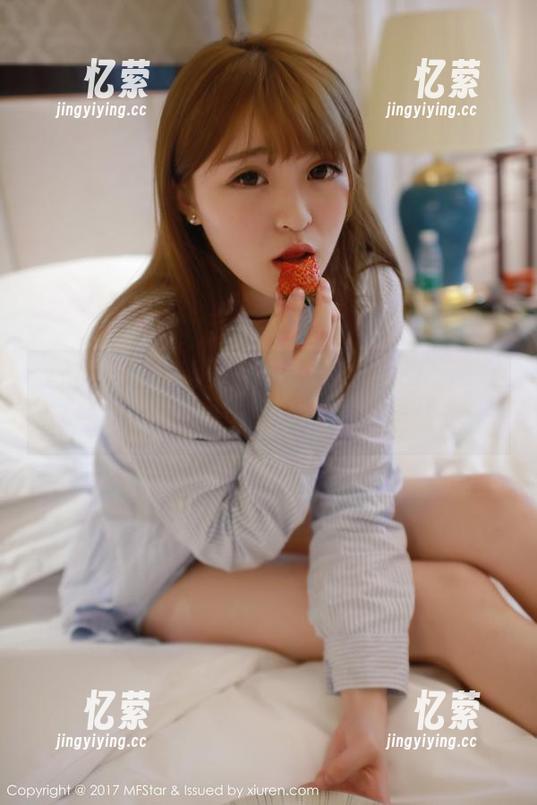 模范学院 - 不小心被“伊小七MoMo”的纯白吸引，美图和分享双双在线。