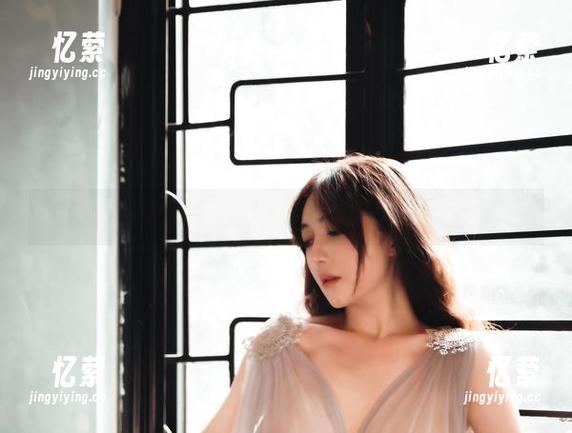 樱晚gigi 樱晚gigi的图包,一份不止于日常的视觉污染