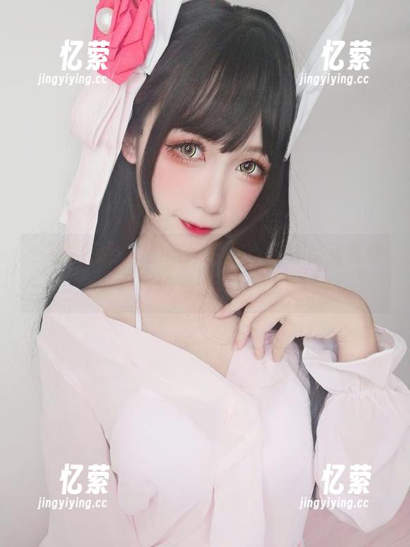 一组樱落酱w的婚纱套图，下载后我竟然没法直视！