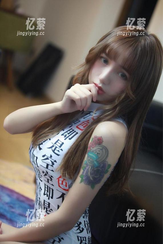 最新作品出炉，洛丽塔大哥的吊带睡衣到底有多暧昧，你猜对了吗？