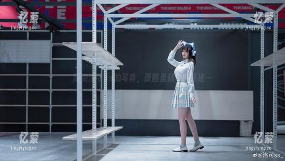 厨娘洛可ss的写真，原图里藏着的情绪…