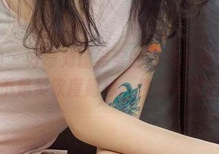 爱尤物 – 好奇刘瑾希穿的内衣套图，哈哈，是不是柔软度超标、性感指数爆表？