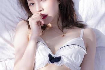 白露Bululu的恋人：私房图集，翻开惊梦的麻辣花卷