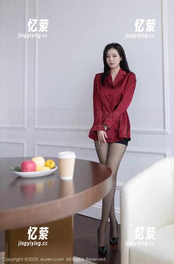 秀人网-HeyuZhang 秀人网 - 万圣节不只有风和鬼,HeyuZhang的新资源让你欲罢不能,错过会哭哦,你懂的。