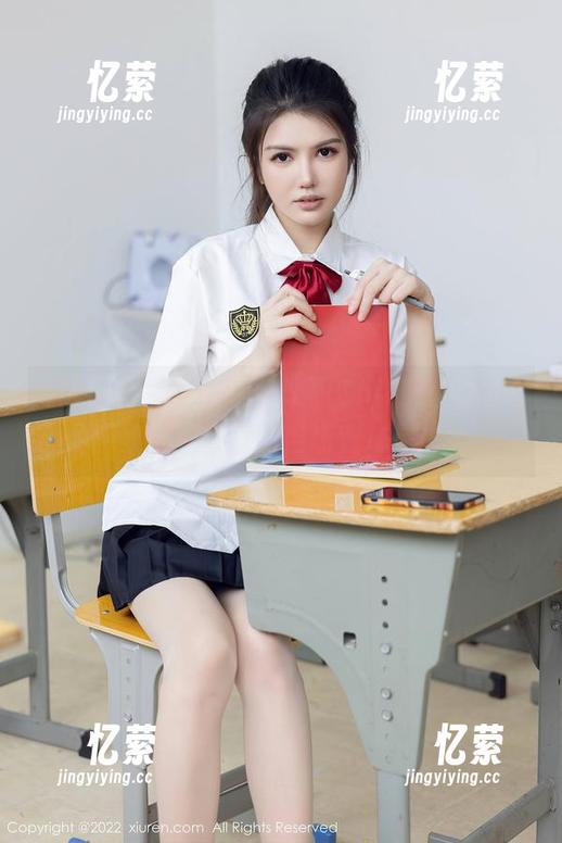 秀人网 - 在线发现伍晓丽Shirley的甜心图集，狗眼竟然当场变成星星！
