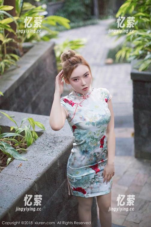 秀人网 - 周慕汐fairy的肉丝美图，你见过羞羞的画风吗？