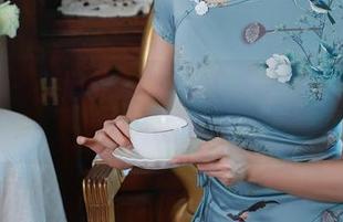 秀人网 – 小泡芙winna私拍合集：谁说灰丝不能甜？