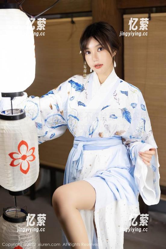 秀人网 - 美足图包能不能给我一些实用的穿搭灵感，林文文，求你了！