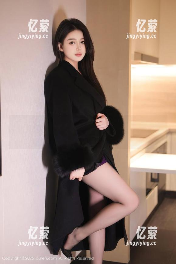 秀人网 - 不愧是葛征，这些照片把空姐的美演绎到了极致。