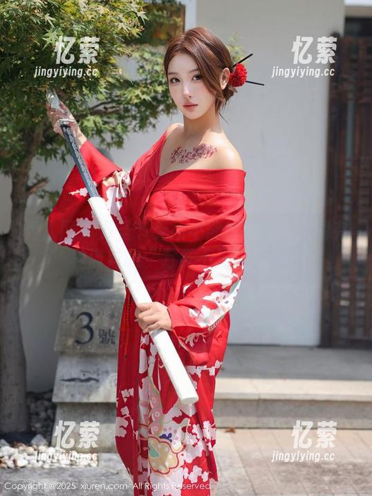 秀人网-蓝夏 秀人网 - 万圣节无所不能!蓝夏的美图有种诡异的“万事不见”气息。