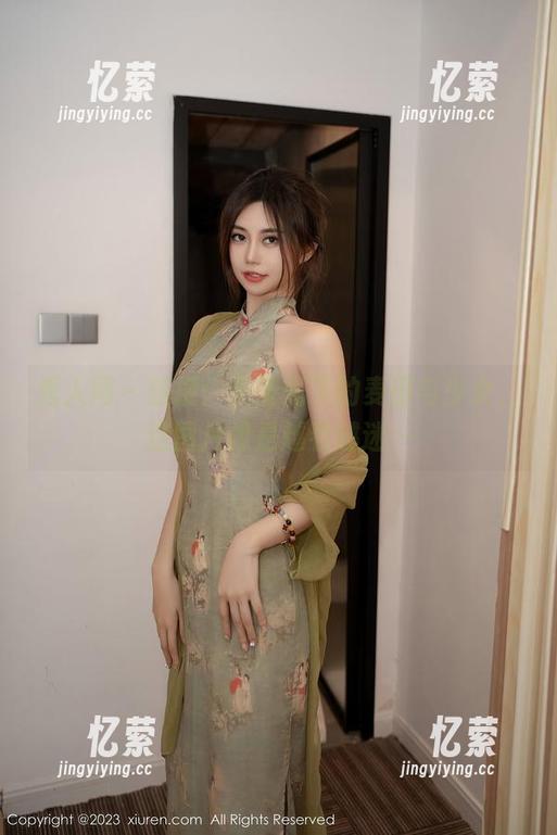 秀人网 - 碰撞：无圣光下的麦田与少女，这图片像是越看越迷…