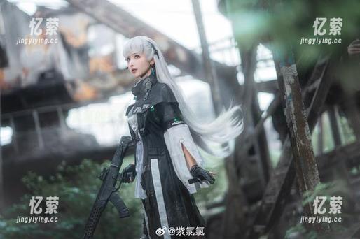 紫氯氯的兔女郎写真，谁说只有傻兔子才可爱？