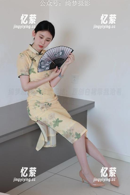 绮梦摄影 - 高清思绪：原创白裙带我沿着微风走