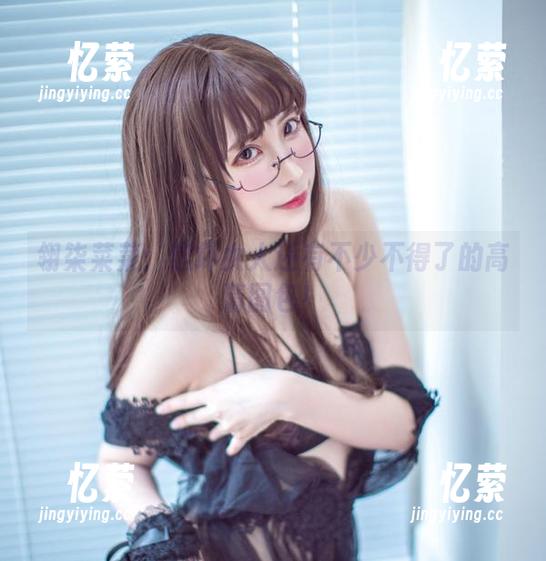 翎柒菜菜 翎柒菜菜:这坏女人还有不少不得了的高清图包!