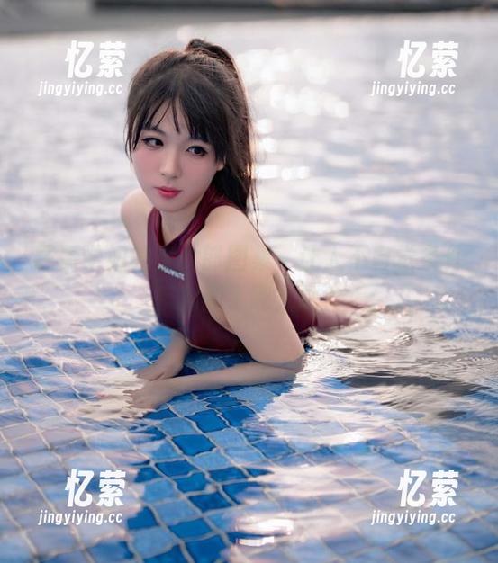轩萧学姐 轩萧学姐的兔女郎图集,让人不自觉条件反射到了哪儿呢?