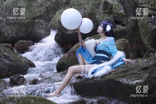 阮邑Fairy 这是谁的阮邑Fairy?难道真有萨勒芬妮存在于这个宇宙里?cos得如此完美。