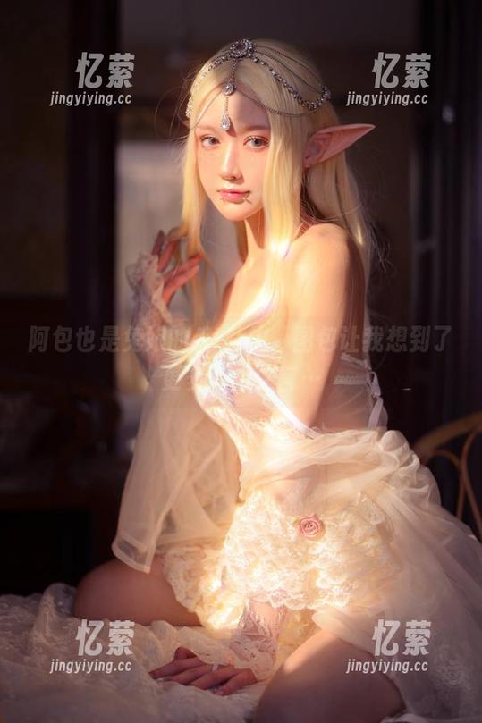 阿包也是兔娘的JK私拍，图包让我想到了更多未尽之言…