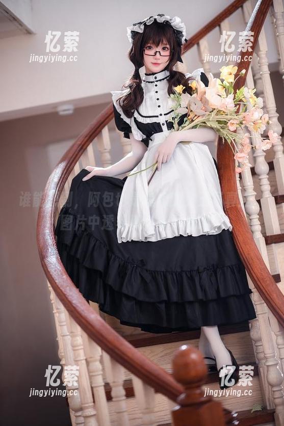 阿包也是兔娘 谁能想到,阿包也是兔娘的女王写真里,图片中透着那么多小情绪!
