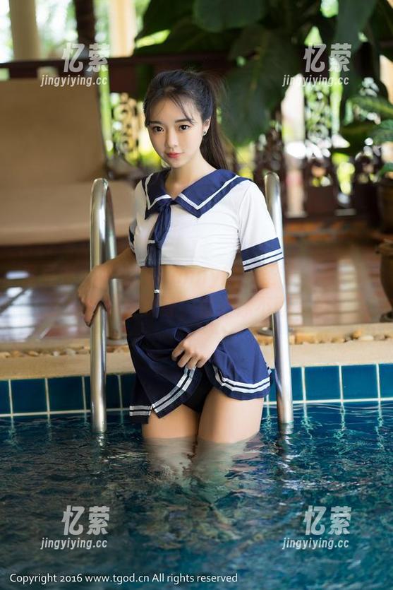 青豆客 - 汪佩妮Penny的万圣节写真：高清版的鬼魅变身，保证你不敢关掉！